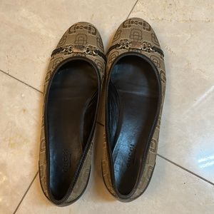 Gucci Flats
